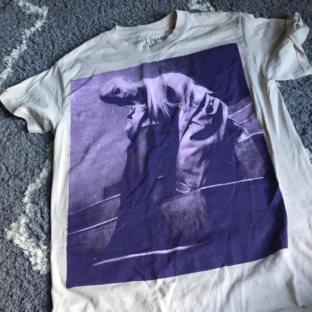 Sweetener World Tour tee